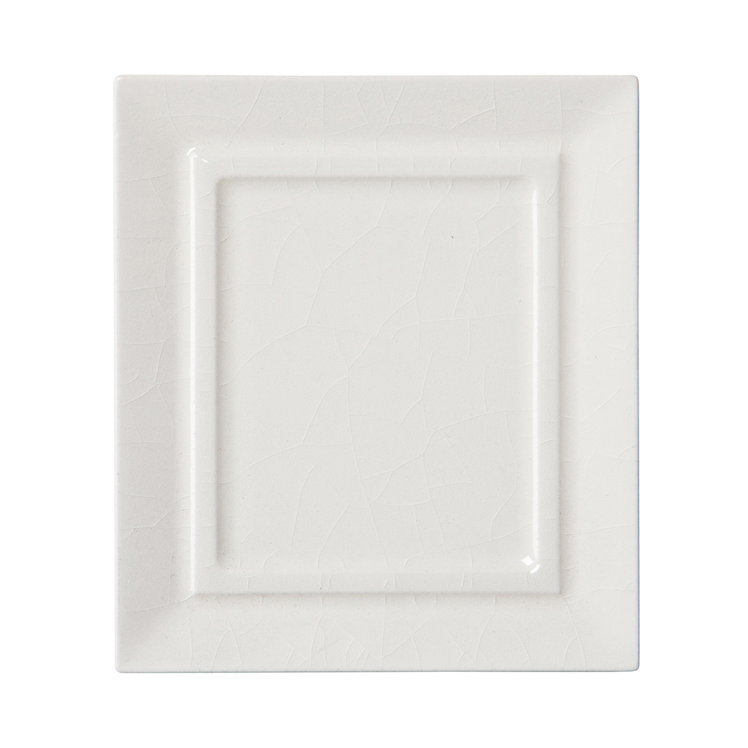 TOILA INC 1SMOECRGMARREC45 A stone tile and slab material